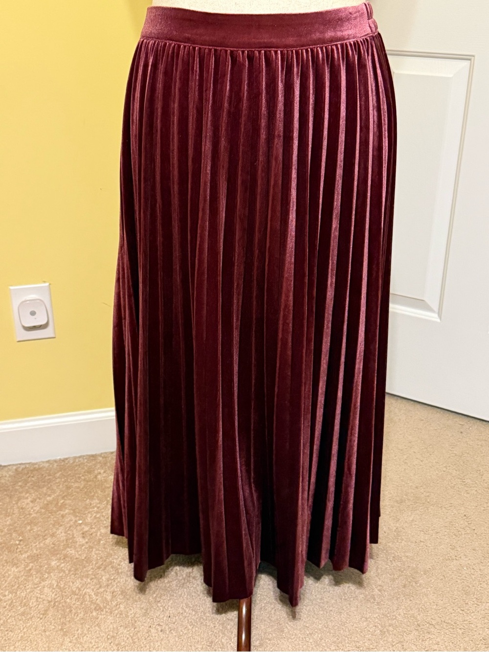 Skies Are Blue Pleated Velvet Maxi Skirt - Burgundy